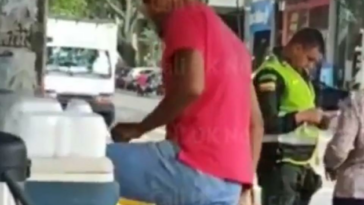 Video abre polémica por ventas ambulantes en la calle: discusión en exclusivo barrio