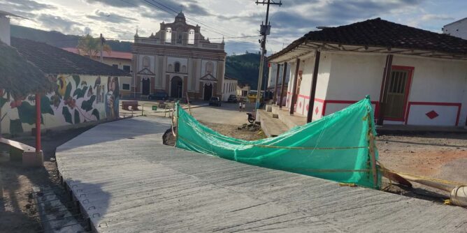 Avanza la pavimentación del acceso al parque de El Ingenio, Sandoná