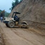 Avanza proyecto de pavimentación en la vía Gallardo-Suaza