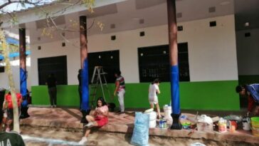 Colegio en Villavieja estrena nueva fachada en su establecimiento escolar