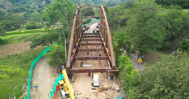 Construcción del puente El Alambrado avanza y en pocos meses estaría al servicio de la población