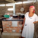Corpoguajira entregó 180 estufas ecoeficientes acomunidades indígenas