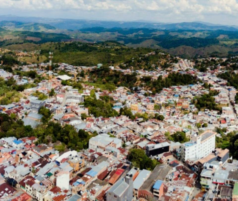 Enfrentamiento entre autodefensas, Eln y disidencias deja 150 desplazados en Antioquia