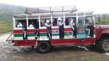 Estudiantes en Tello se favorecerán con transporte escolar gratuito