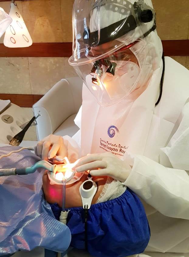 La odontóloga riohachera, Tarsys Loaiza Roys, sigue trabajando por la excelencia por el trabajo que viene realizando desde la clínica Spa Sonrisa Perfecta Dental.