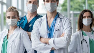 Oferta laboral para médicos en Colombia, los salarios superan los 4 millones
