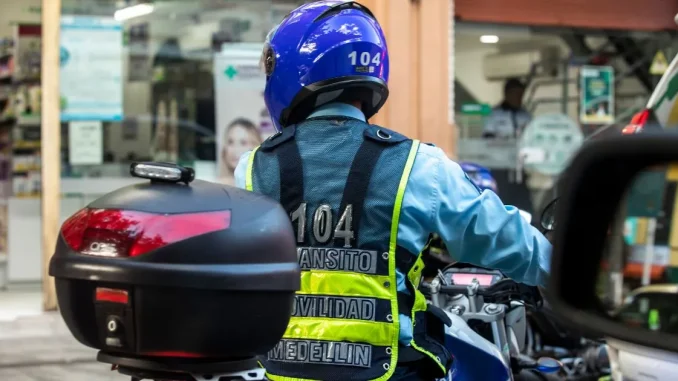 Pico y placa, lunes, rotación del pico y placa, movilidad, Medellín, Tránsito, norma, reglas, vías, comparendos, Q’Hubo Medellín, noticias movilidad, Q’Hubo de hoy