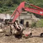 Rescatan cadáver de menor de edad víctima de avalancha en Quetame, Cundinamarca