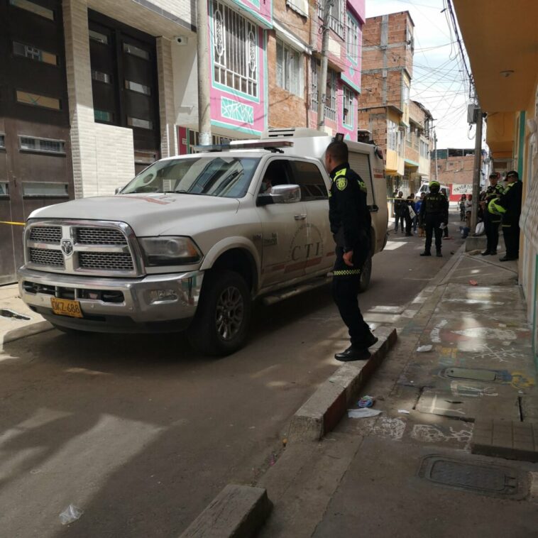 A bala acabaron con la vida de un comerciante en Kennedy Un sicario que se movilizaba en bicicleta acabó con la vida de José Alexánder en Kennedy.