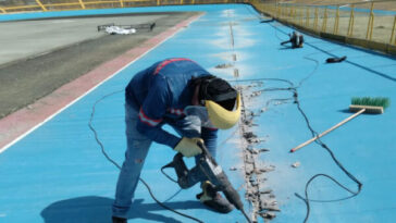 Alcaldía de Pereira avanza con los arreglos en la pista de patinaje en el velódromo