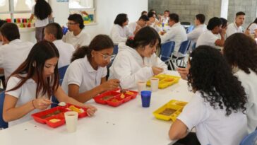 Caldas recibe cerca de 9 mil 700 millones para continuar con el programa de Alimentación Escolar (PAE)