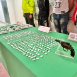 Capturan a cuatro personas con estupefacientes y arma ilegal en la comuna 10 de Neiva