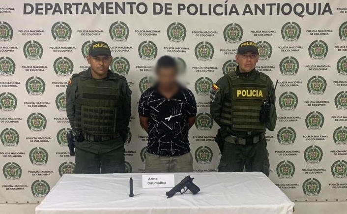 Hombres capturados por porte ilegal arma