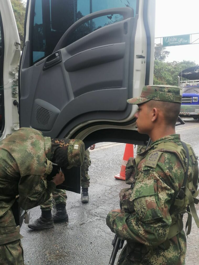 Hombre transportaba en camión, cerca de Mil millones de pesos.