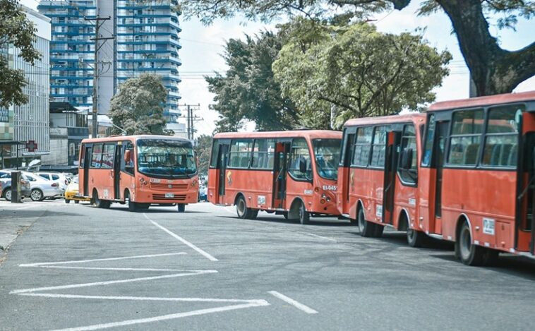 Paro de busetas en Ibagué 5