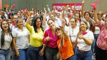 La diputada mas votada del departamento, Carolina León,  se suma a la campaña de Irina Salas