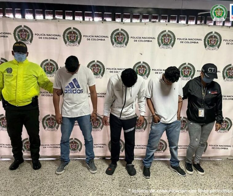 Medellín: A la cárcel 3 hombres que habrían ahorcado a otro en una estación de Policía