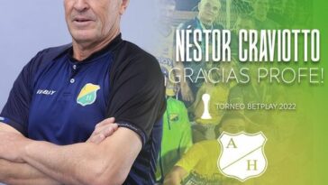  Néstor Craviotto sale del Atlético Huila.