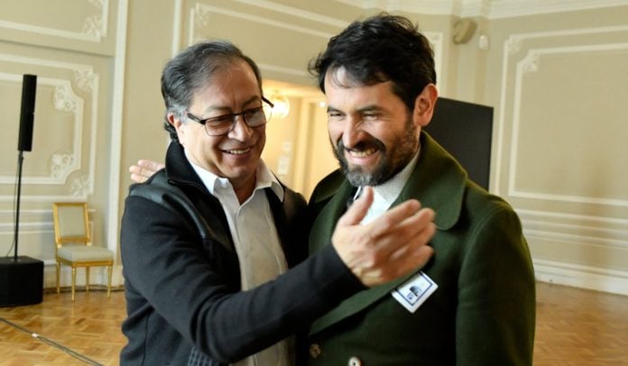 Presidente Petro con el representante Juan Carlos Lozada