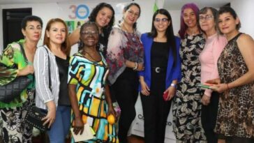 Premio Comfenalco a la Mujer: un galardón para exaltar el amor y la dedicación a la labor social