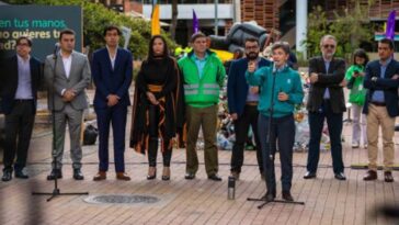 ¡Por fin hay medidas!: Claudia López anunció multas y sellamientos para sectores con basuras en Bogotá