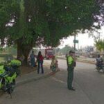 30 motos y 15 carros inmovilizados durante el día sin carro