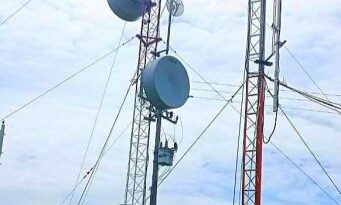 6 antenas repetidoras y radios portátiles entregó Gestión del Riesgo a Bomberos Voluntarios
