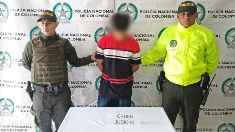 Agarraron a una personas en Antioquia por llevar armas , tener drogar y andar con orden judicial