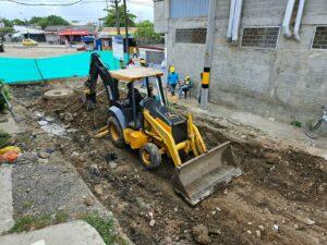 Alcalde : “Iniciamos intervenciones en Villa Rocío para la pavimentación de la vía principal”