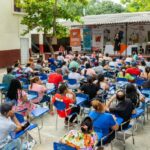 Alcaldía trabaja con las escuelas de padres para proteger la salud mental en las familias   