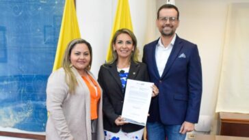 Andrea González Álvarez asume como nueva Secretaria de Cultura de Caldas