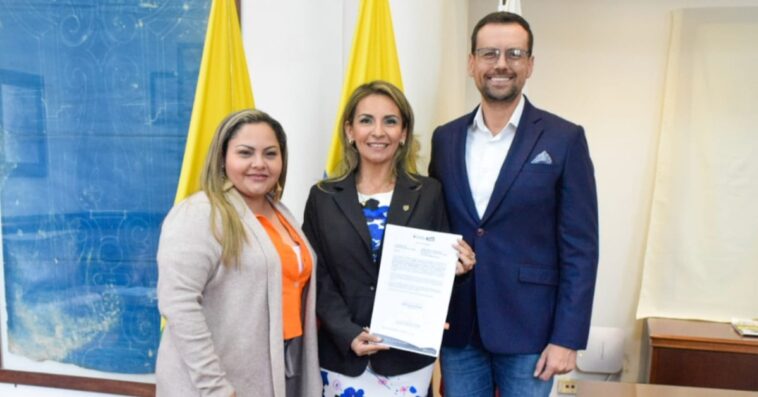 Andrea González Álvarez asume como nueva Secretaria de Cultura de Caldas