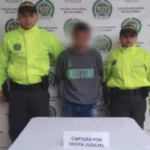 El hombre capturado es acusado de asesinar a profesor en Yolombo.