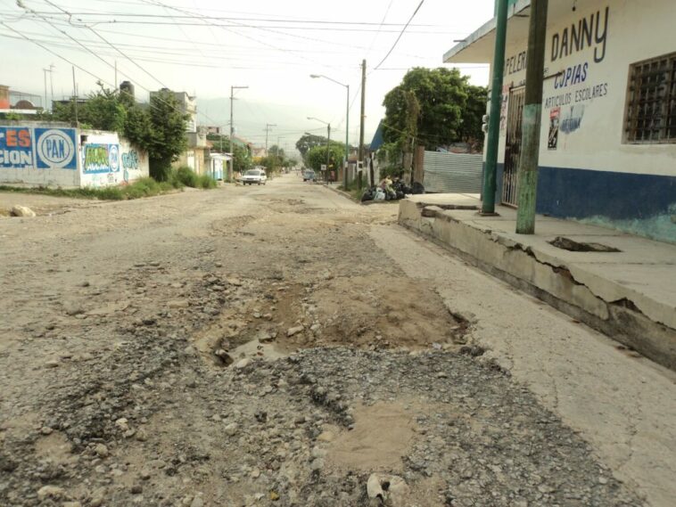 Con el apoyo del gobierno departamental, pavimentación de vía en el barrio Gaitán en Campoalegre, será realidad.