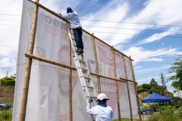 Desmonte de vallas políticas obedece al cumplimiento del ordenamiento legal vigente