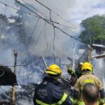 En Imágenes: Voraz incendio consumió varias viviendas en el Rocio Bajo