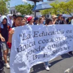 En Neiva marcharon por una reforma laboral y educativa
