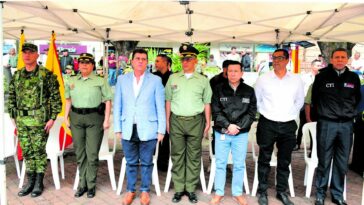 Entrega de parque automotor para la protección de los risaraldenses