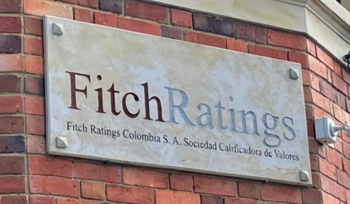 Así ve Fitch el comportamiento de las reformas del Gobierno. Foto: Fitch.