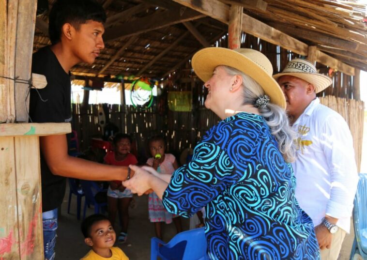 Ministra de Vivienda se reunió con comunidad wayuú de Yotojorotshi ‘Territorio de Equidad’