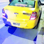 Misterio tras atentado a taxista en Usme Dos sujetos interceptaron y accionaron un arma de fuego contra un taxista en Usme.