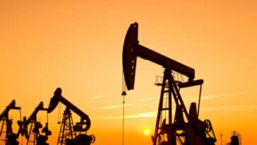 Petróleo Brent subió 0,49% hasta cerrar en 89 dólares