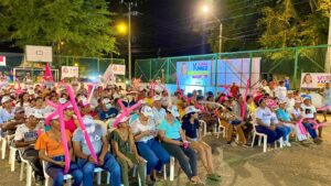 Sin apoyo de maquinaria política, Liliana Yúnez sigue llenando plazas en Montería 