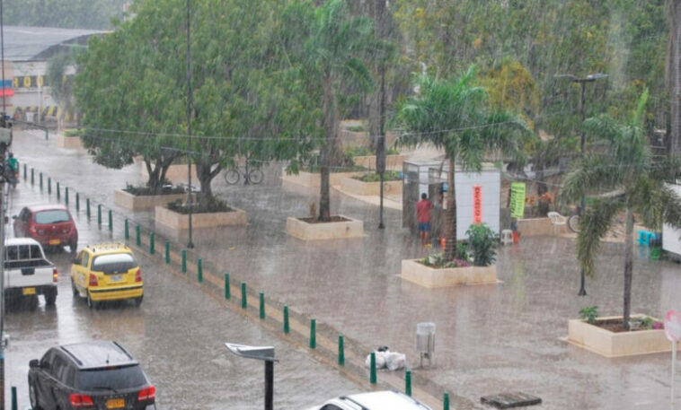 Torrencial aguacero sacude a Montería y ya se presentan ‘bajones de luz’