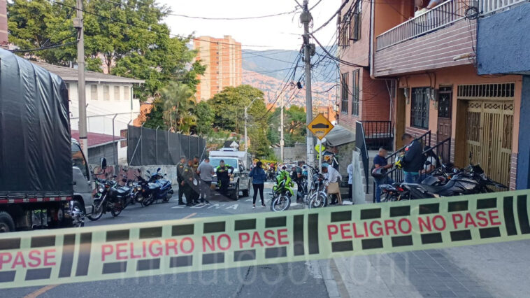 Muerto en Robledo, le dieron bala al interior de un taller de motos