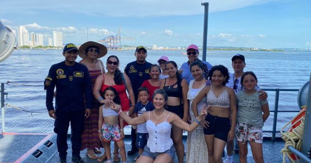 11 pacientes oncológicos de la Fundación Lazo Rosa conocieron el mar