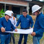 Avanzan obras de electricidad y alumbrado público que benefician a la población de El Morro 