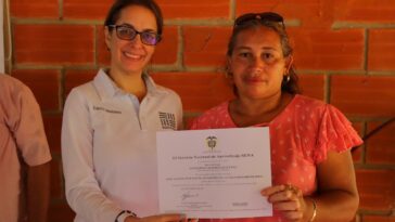 Cerro Matoso y Sena certifican a comunidades de Planeta Rica en manejo de acueductos