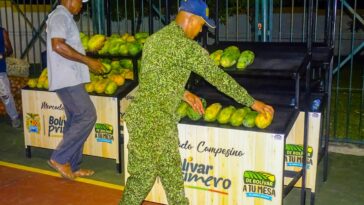 Compromiso con el desarrollo integral de los campesinos de Bolívar