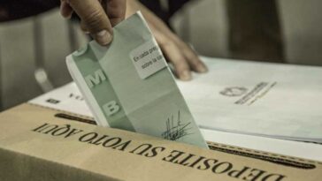 49 mesas de votación